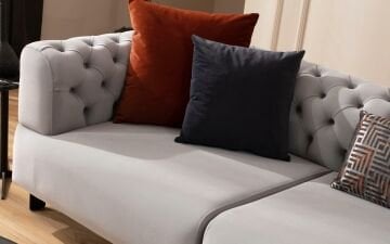 Valeria Kapitoneli Köşe Takımı