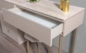 Matera Yatak Odası Takımı (Seri Sonu)