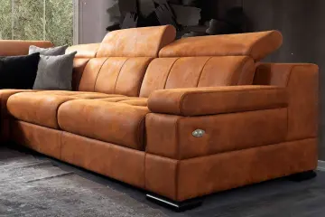 Almira Köşe Takımı