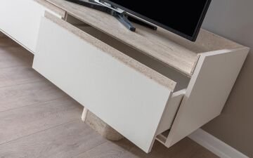 Ruvla TV Ünitesi
