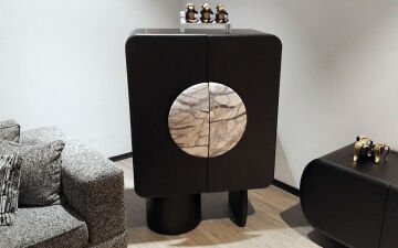 Mavon Bar Vitrin (Seri Sonu)